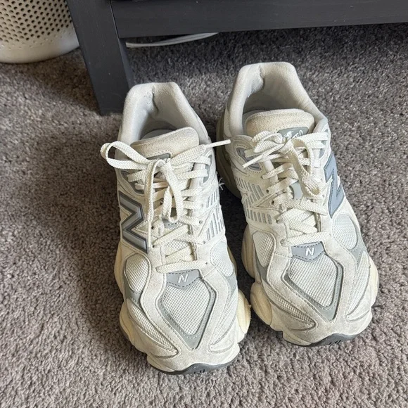 New Balance 9060 - Picture 2 of 4